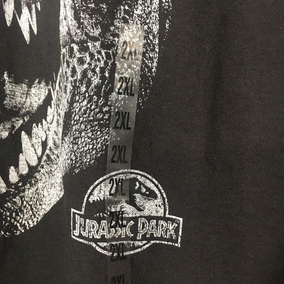 Jurassic Park Dinosaur Graphic Men’s Black Tee NWT - Picture 6 of 9